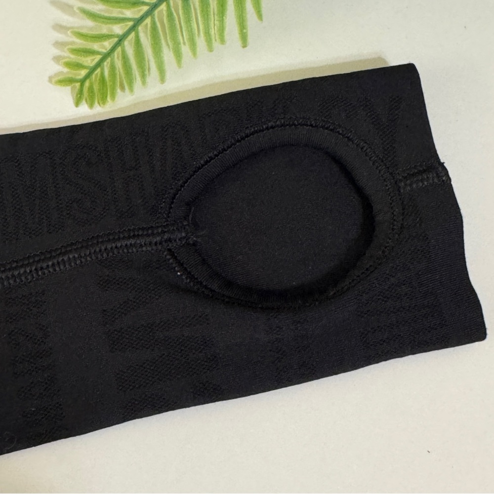 Gymshark Black Crop Top with Long Sleeves Sz Small - Picture 3 of 7